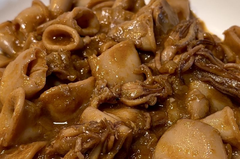 Calamares encebollados: receta tradicional